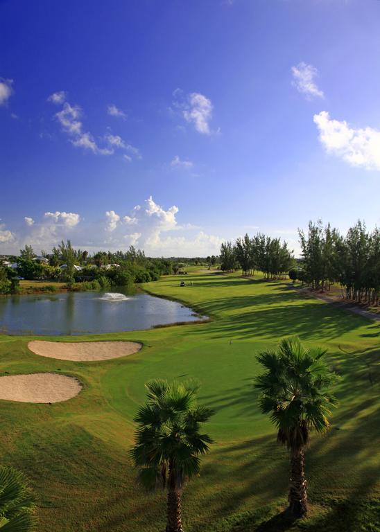 Hotel The Regent Grand Grace Bay Exterior foto